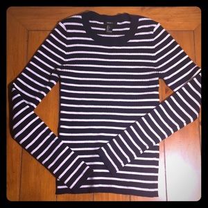 Striped long sleeve shirt